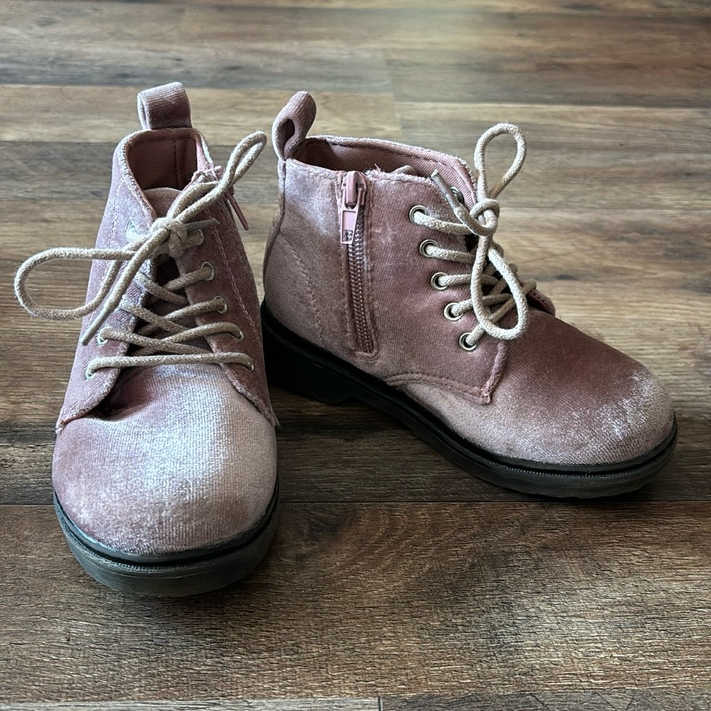 Roebuck & Co Pink Velvet Boots